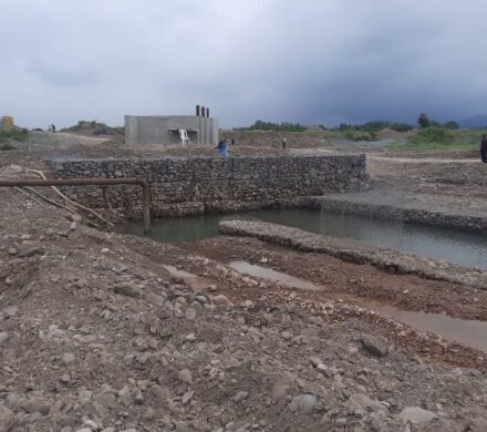 ادامه عملیات اجرایی سد بند چهارده جوب دهستان چهارده