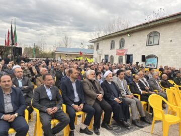 حضور مهندس نجفی و جمعی از مسئولین شهرستان در مراسم یادواره شهدا