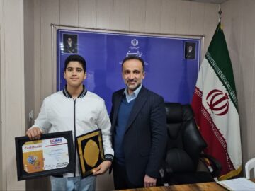 تقدیر از دانش آموز نخبه شهرستان و مقام آور مسابقات محاسبات ذهنی جهانی